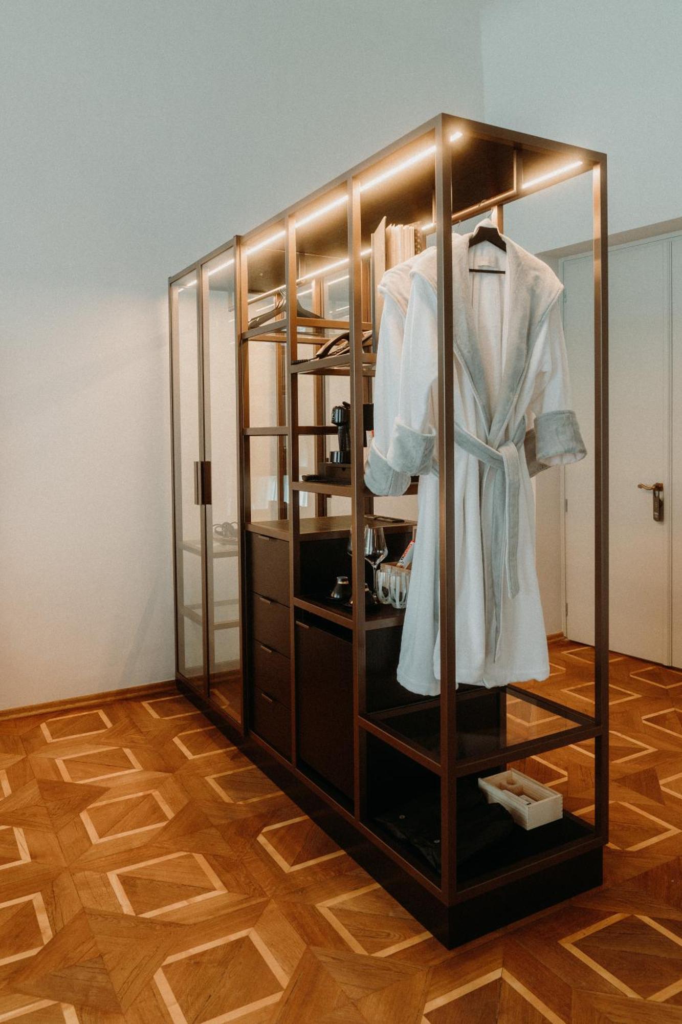 Meta Suites Historic City Living Bozen Extérieur photo